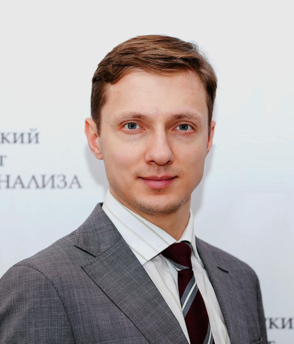 Михаил Владимирович Иванов