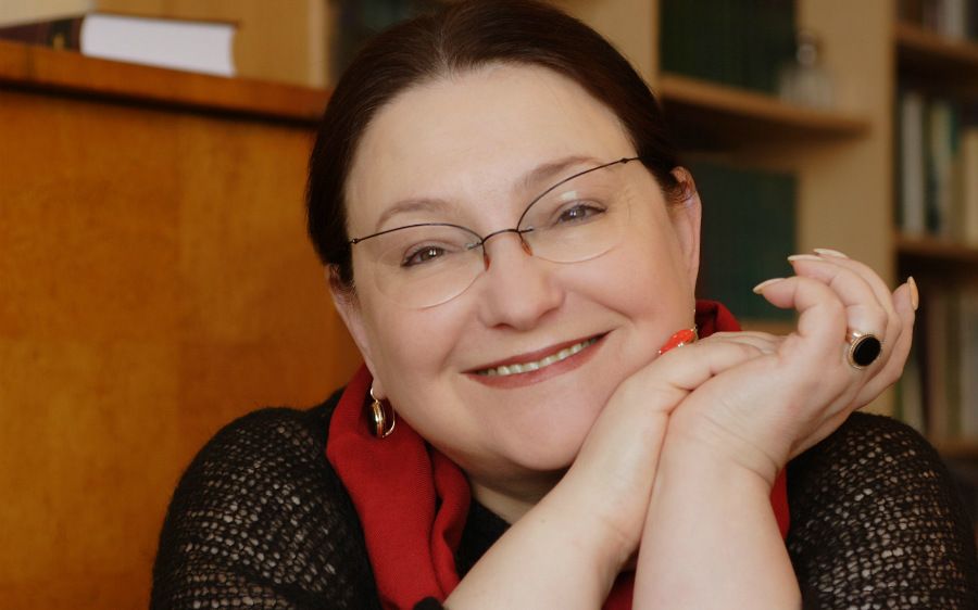 Е.М. Вроно: «Я не всегда берусь за перо, чтобы выписать рецепты пациентам»