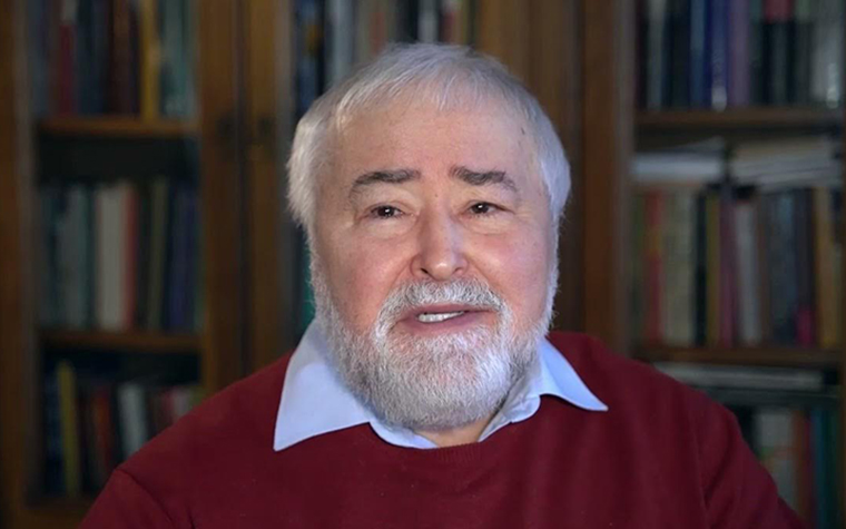 В.А. Петровский о рецензиях ИИ: Искусственный или Сверхъестественный?