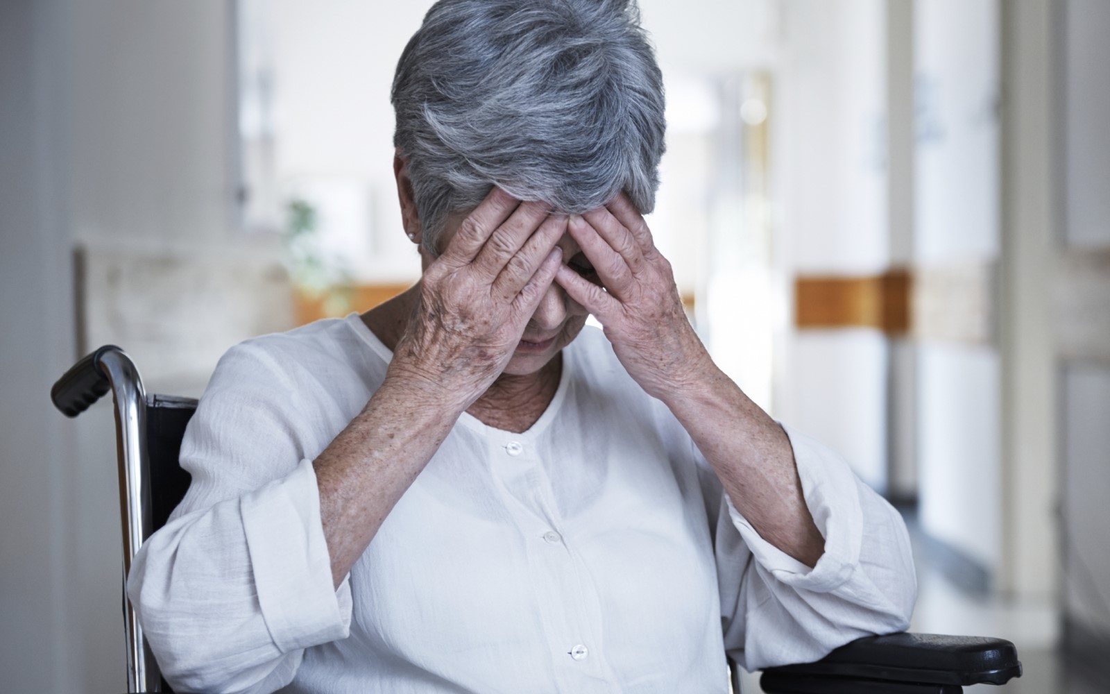 5 деменция. Слабоумие у пожилых. Пациенты с болезнью Альцгеймера. Астения у пожилых.