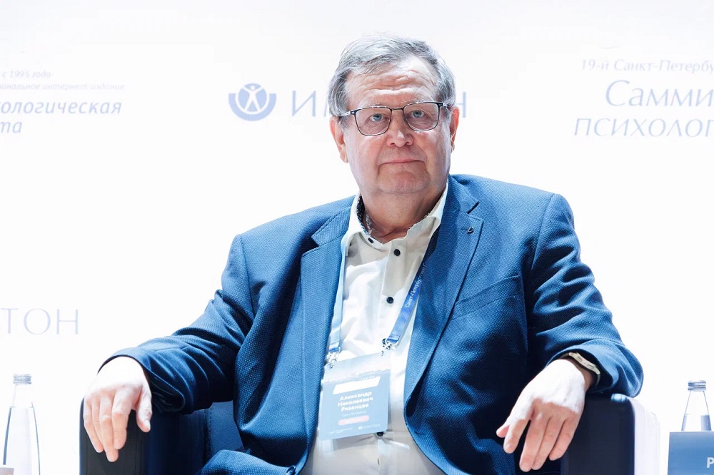 Александр Николаевич Рязанцев
