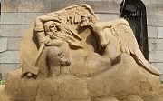 Фестиваль песчаной скульптуры: загадочный символизм песка