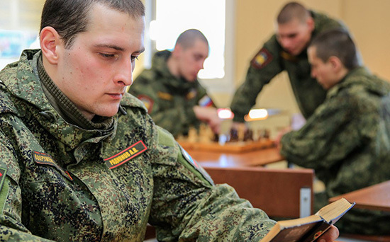 Психологи российской военной базы в Абхазии завершили тестирование новобранцев 