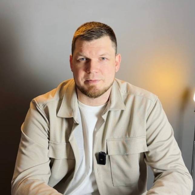 Максим Владимирович Страхов